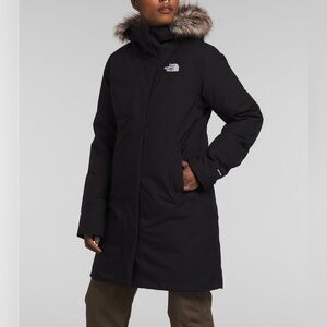 The North Face Arctic 550 Fill Down Parka w/Faux Fur Trim Hood, in TNF Black, XL